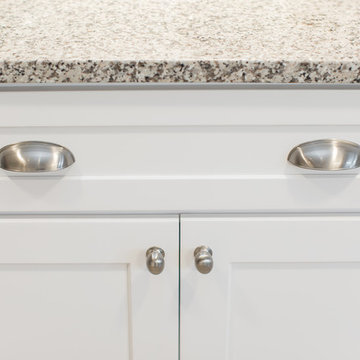 Kitchen | Contemporary Shaker Cabinets | Enlarged Countertops