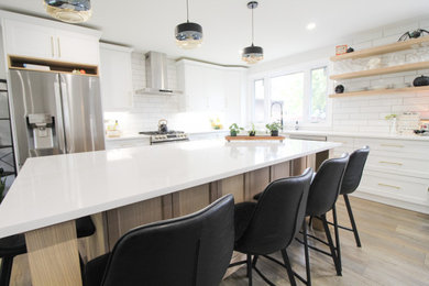 Kitchen - kitchen idea in Toronto