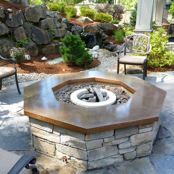 Tigard Outdoor kitchen & Fire Pit