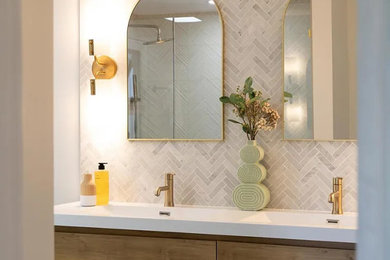 Bathroom - bathroom idea in San Diego