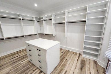 Closet photo in Other