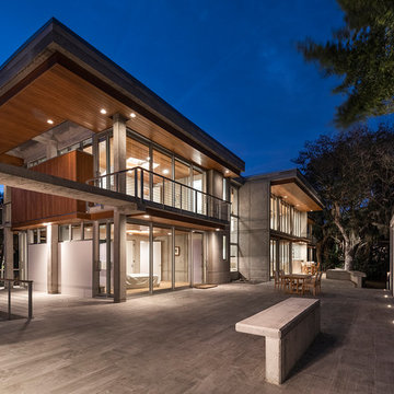 Beachfront Multi-Generational Family Retreat