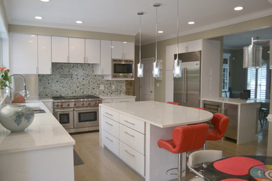 Example of a trendy kitchen design in Boston