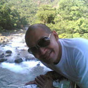 Foto von Avon Romero