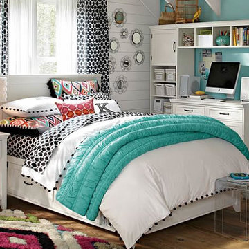Teen Girls Bedroom Organization