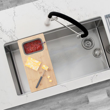 Workstation Cutting Board with Collapsible Container