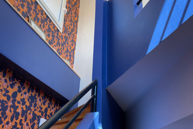 Aménagement d'un escalier éclectique.