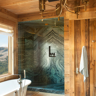 75+ Bäder mit braunem Holzboden und WC-Raum Ideen & Bilder - März 2021