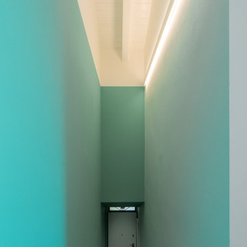 Un piccolo appartamento sui toni del verde e del blu