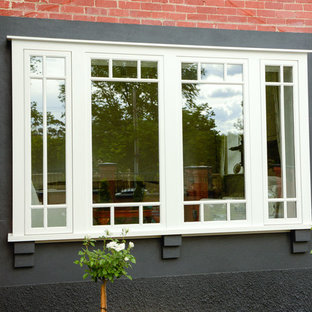 Geräumiges, Zweistöckiges, Rotes Rustikales Einfamilienhaus mit Backsteinfassade, Satteldach und Ziegeldach in Melbourne