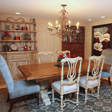 Battle Ground French Country Living/Dining Room