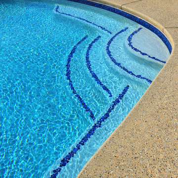 Freeform Style Salt Water Pool