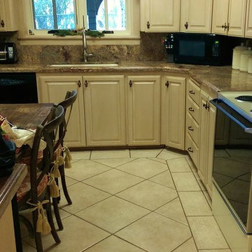 Eat in Kitchen