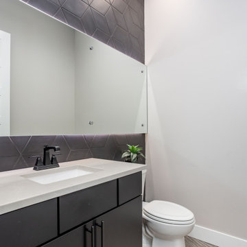 2556 Falconcrest Lp