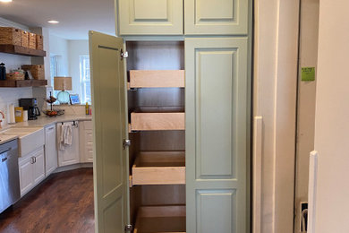 Kitchen - kitchen idea in Cincinnati