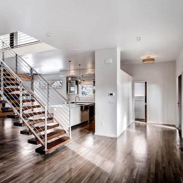 W 32nd Ave