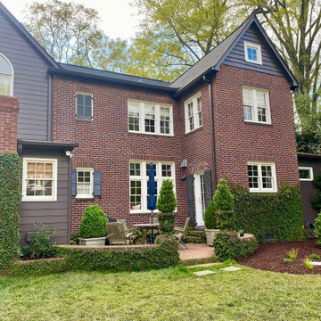 Oasis in Backyard to connect Family and Nature in Harmony