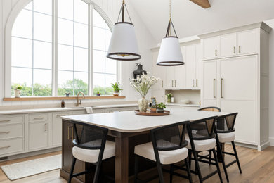 Example of a transitional kitchen design in Indianapolis