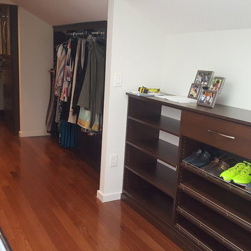 MARLBORO/ TRUFFLE FINISH DRESSING ROOM