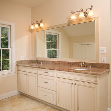 Light, Bright and Spacious Bathroom in Herndon VA