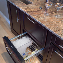 Butler Pantry/Bar