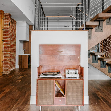 Modern Loft Gut