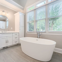 Dobbs Bathroom - Bathtubs