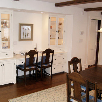 Lakeside Kitchen
