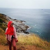 Putri Elisyas foto