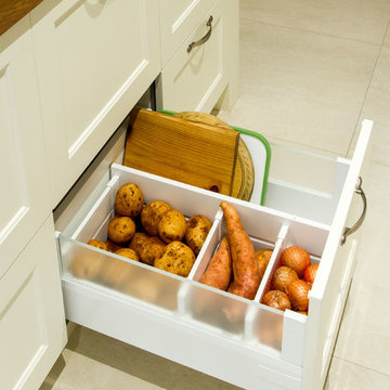 Vermont Kitchen & Butler's Pantry