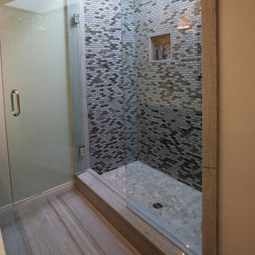 Nara Ash Ceramic Mosaic, Loire Light Marble
