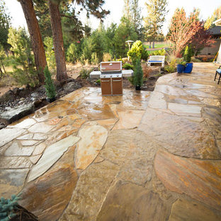 Awbrey Glen - Custom Flagstone Entry, Walkway & Back Patio