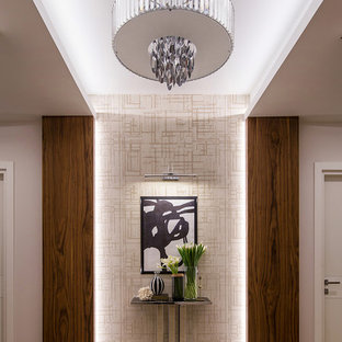 Свежая идея для дизайна: коридор в современном стиле - отличное фото интерьера