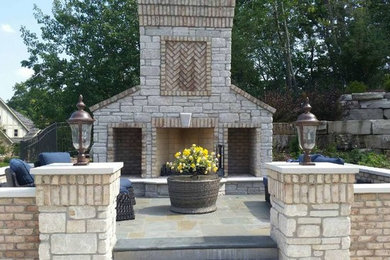Inspiration for a patio remodel in Milwaukee