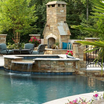 Atlanta Sugarloaf Traditional Outdoor Living Space