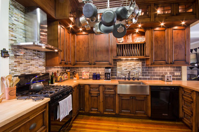 Inspiration for a transitional kitchen remodel in Nashville