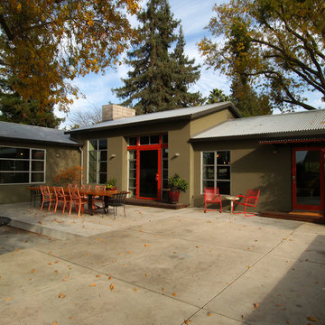 Carver Road Residence