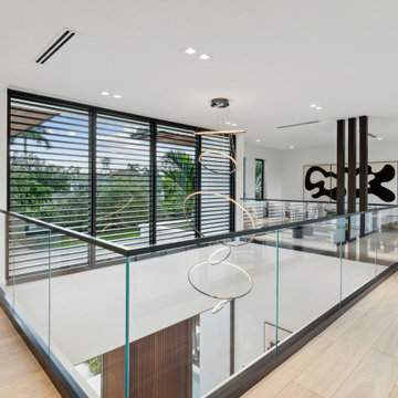 Contemporary Home - 11
