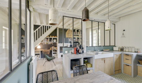 Avant/Après : Une pièce à vivre sombre se mue en cocon luminueux