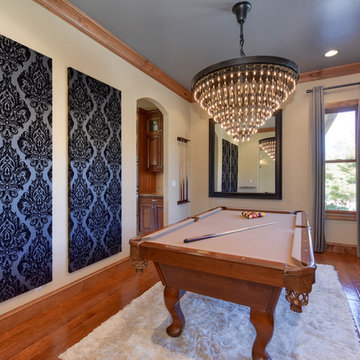 Foyer & Billiards