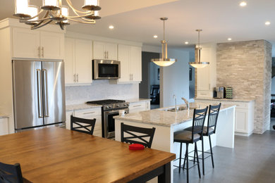 Kitchen - kitchen idea in Toronto