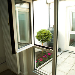 Pembroke Cottage - Windows