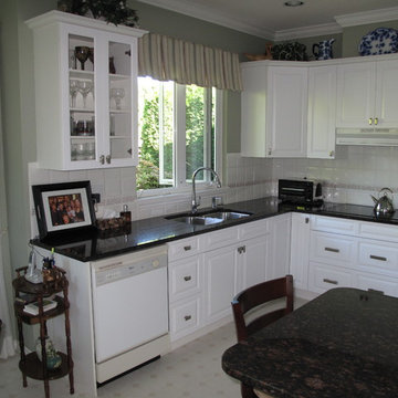 Cabinet Refacing in White Painted Maple
