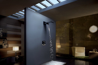 LOFT LIVING | Smart Showers