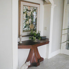 entrance way old fashioned mix with  new