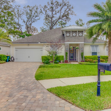 Contemporary Like New with Community Kayak Launch