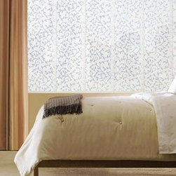 Hunter Douglas Skyline&reg; Gliding Panels - Products