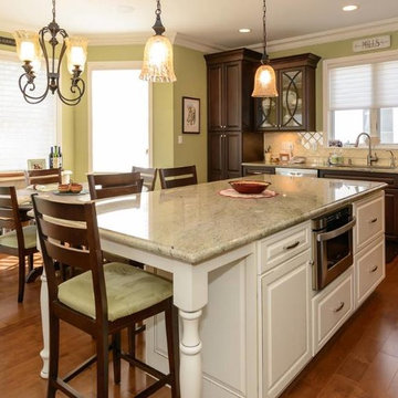 Traditional Kitchen in Long Beach, New York