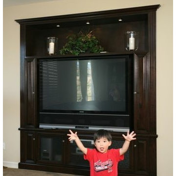 Entertainment Centers & Built-in Niches