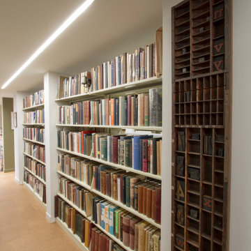 LIBRARY-LOWER LEVEL LIVING